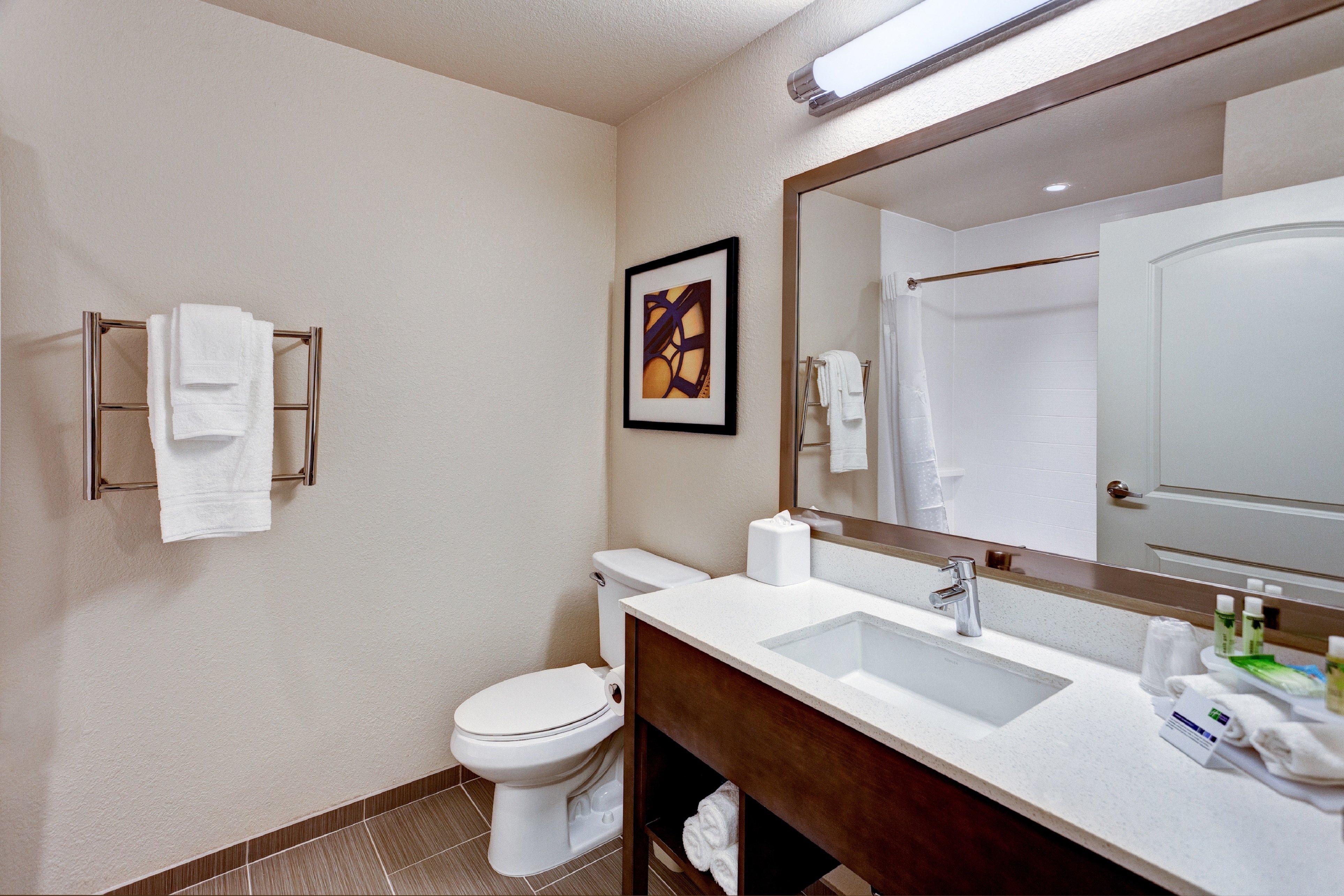 Holiday Inn Express & Suites Manhattan By Ihg Εξωτερικό φωτογραφία