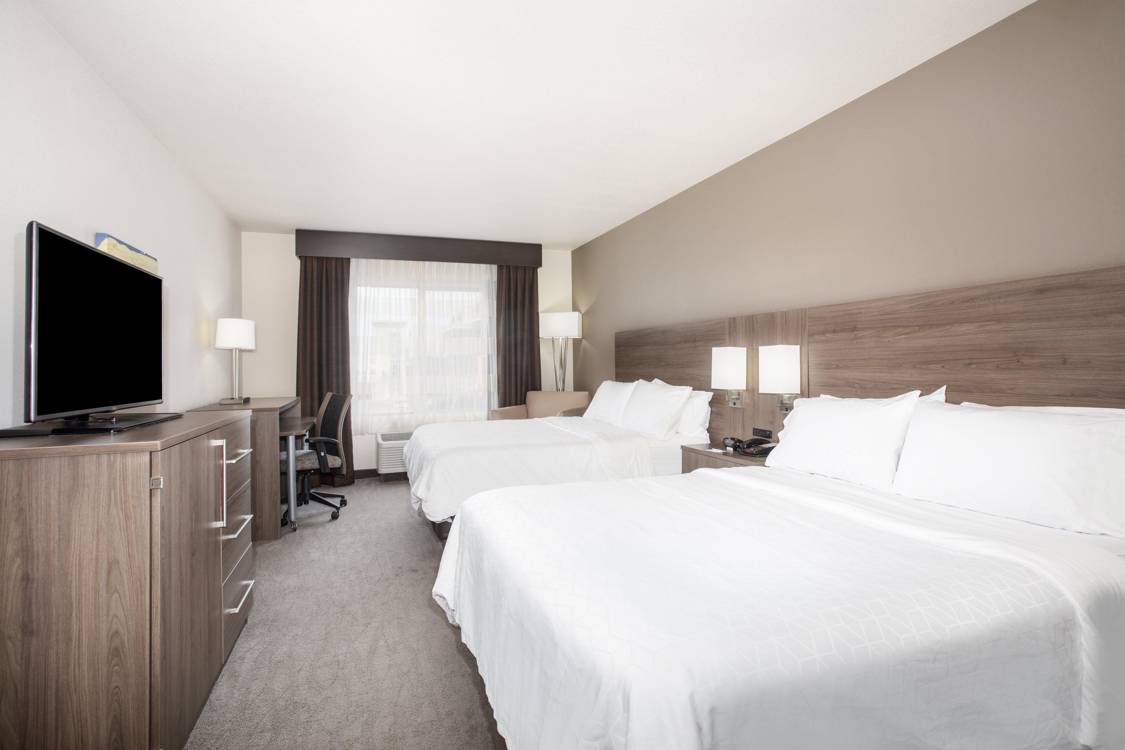 Holiday Inn Express & Suites Manhattan By Ihg Εξωτερικό φωτογραφία
