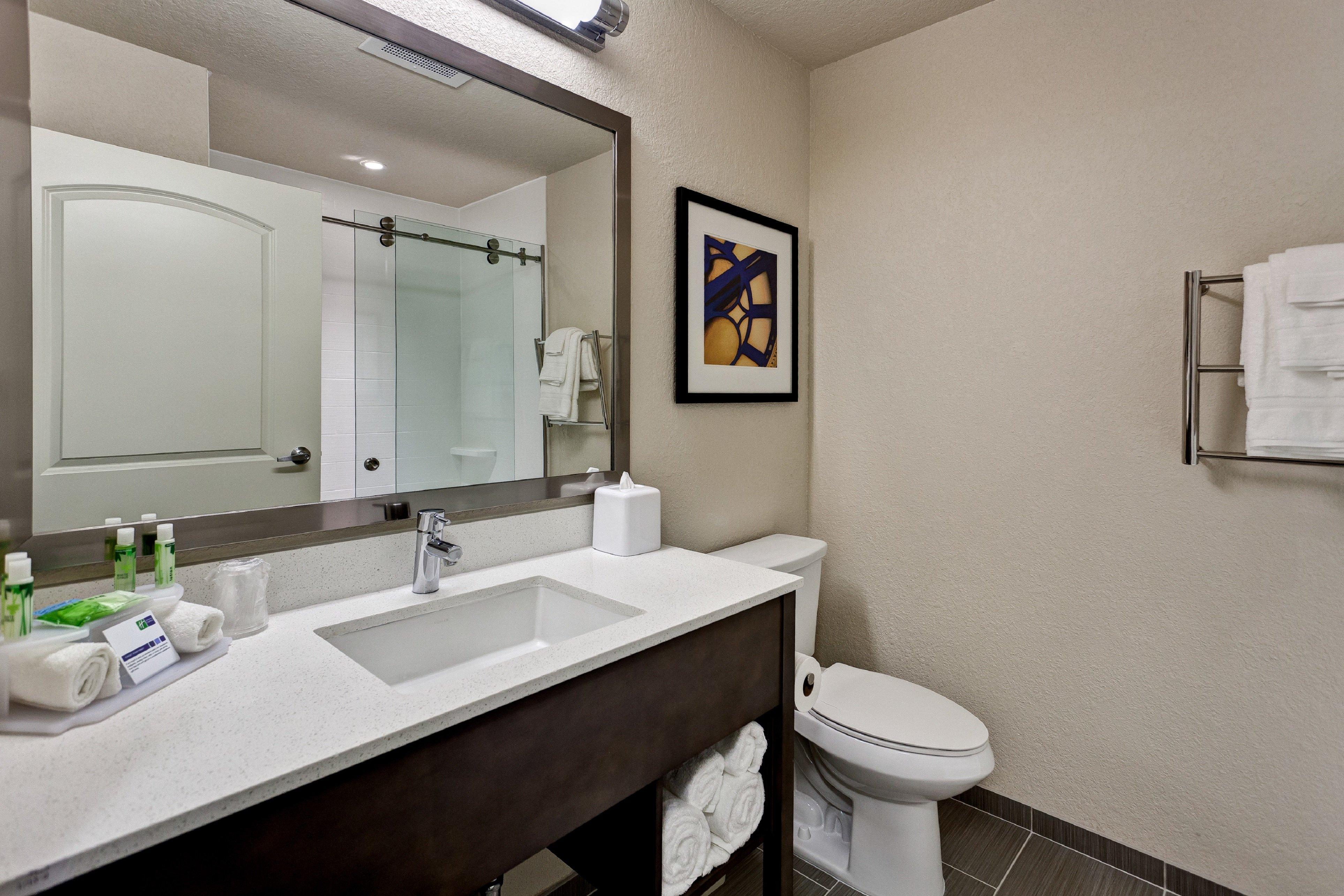 Holiday Inn Express & Suites Manhattan By Ihg Εξωτερικό φωτογραφία